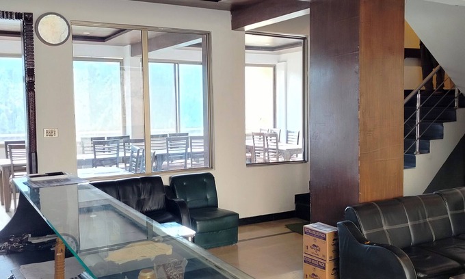 Dhirkot Hotel | Hotel Copacabana