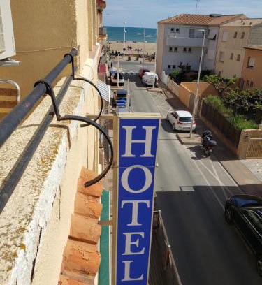 Valras-Plage Hotel | Hotel De La Plage