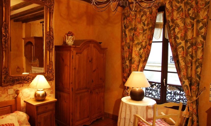 Quartier de la Monnaie Hotel | Hotel de Nesle