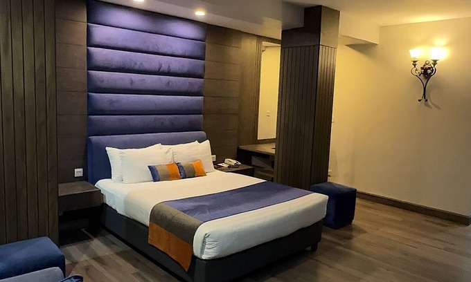 Blue Area Hotel | Hotel de Papae Intl