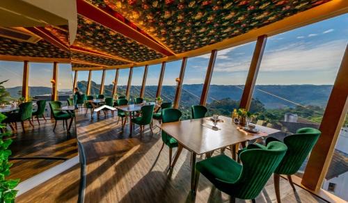 Gramado Hotel | Hotel e Restaurante GIRATÓRIO RF Vision - A melhor vista 360 de Gramado