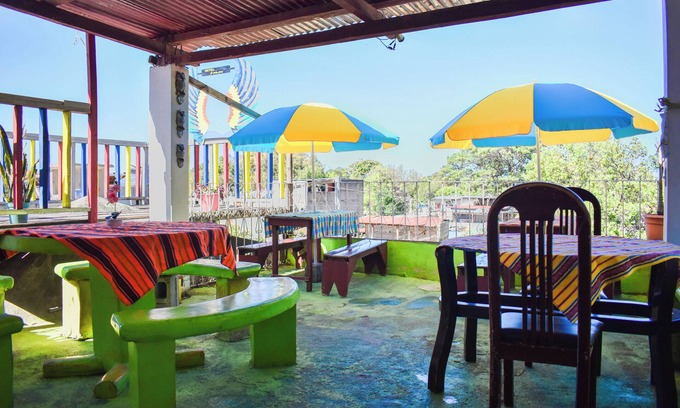 Panajachel Hotel | Hotel el Amigo