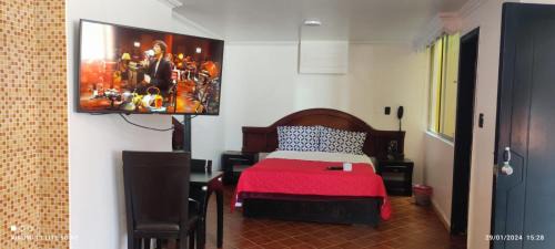 Barrios Unidos House | HOTEL EL PARAISO