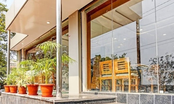 Bhubaneshwar Hotel | Hotel Elysian Premium