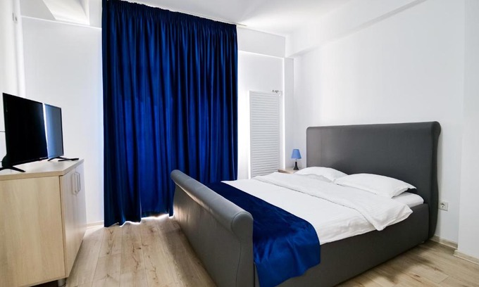 Sector 2 Hotel | Hotel Ema&Zain