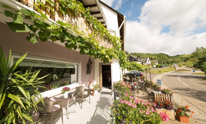 Winningen Hotel | Hotel Emmerich