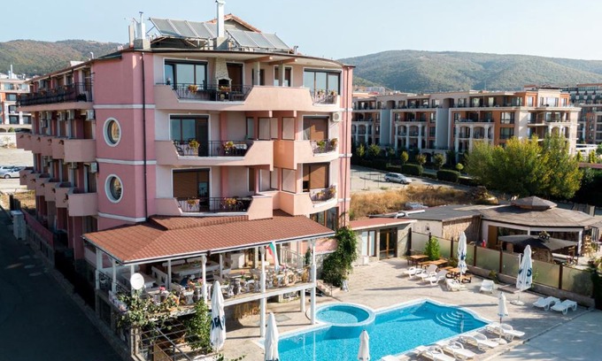 Yurta Hotel | Hotel Fantasy Beach