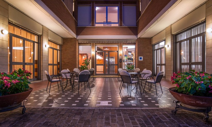 Santa Maria degli Angeli Hotel | Hotel Frate Sole