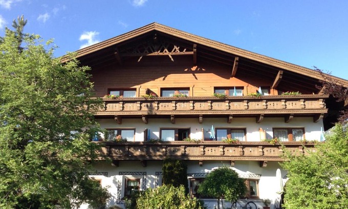Seefeld in Tirol House | Hotel Garni Almhof