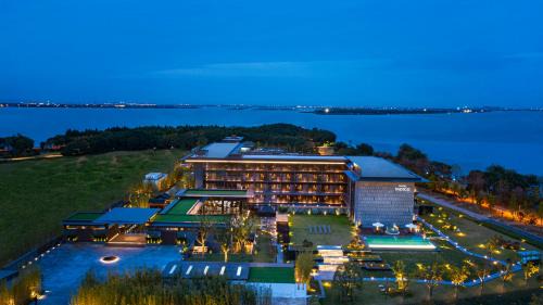 Wuzhong Hotel | Hotel Indigo Suzhou Yangcheng Lake by IHG