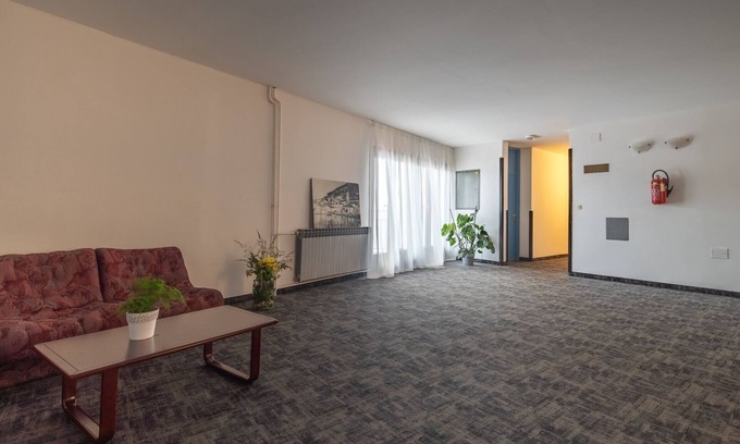 Cove Rogacic House | Hotel Issa - Triple Room Sea View 20