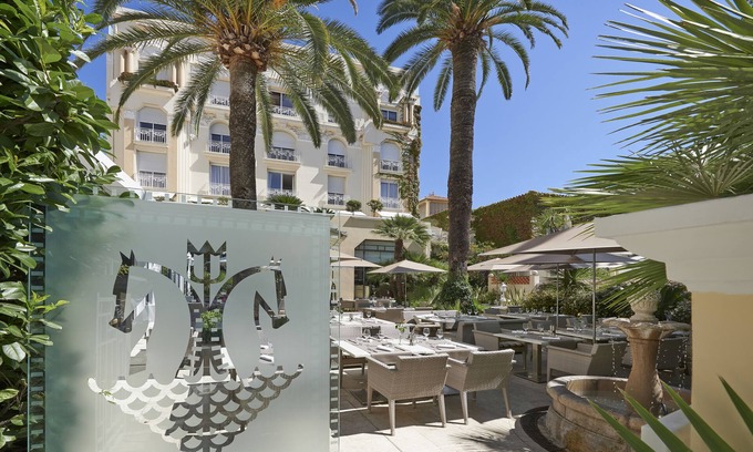 Juan-les-Pins Hotel | Hotel Juana