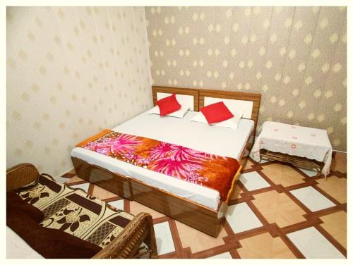 Sarnath House | Hotel Kashi Nest Near Dakshin Mukhi Hanuman ji Temple - Fully Air Conditioning Hotel