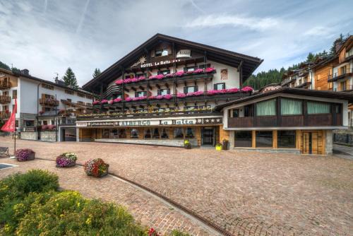 Madonna di Campiglio Hotel | Hotel La Baita