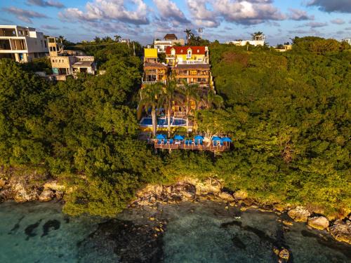 Isla Mujeres Hotel | Hotel La Joya Isla Mujeres