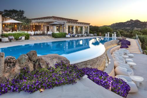 Cannigione Hotel | Hotel Li Finistreddi