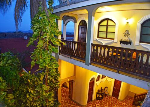 Leon Hotel | Hotel Los Balcones Leon