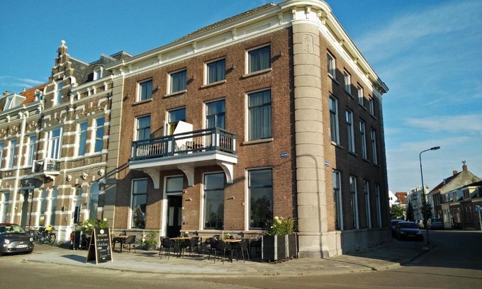 Edelstenenbuurt Hotel | Hotel Loskade 45