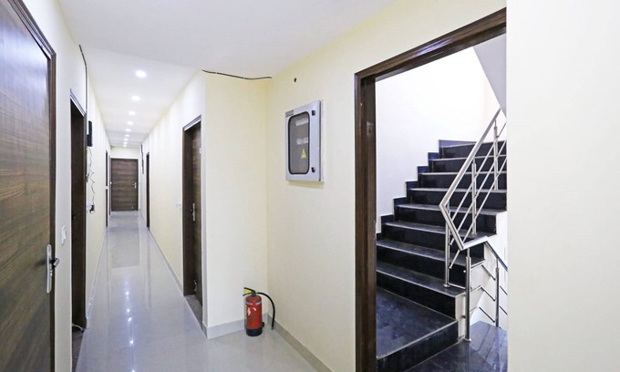 Pashim Vihar Hotel | HOTEL MANNAT02