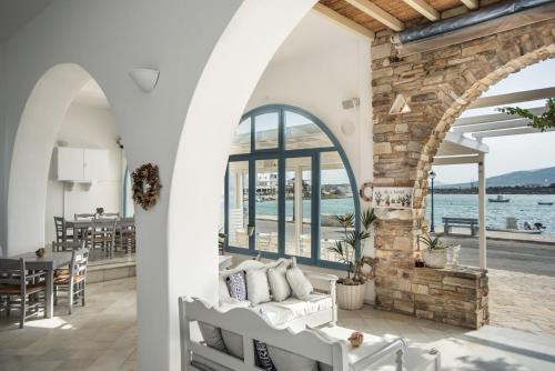 Antiparos Hotel | Hotel Mantalena