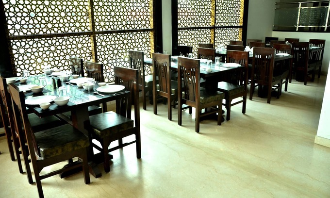 Rakabganj Hotel | Hotel Marc Royal