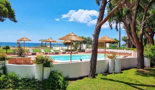Santa Margherita di Pula Hotel | Hotel Mare Pineta