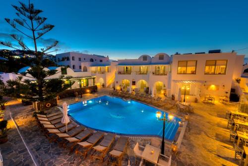 Akrotiri Hotel | Hotel Mathios