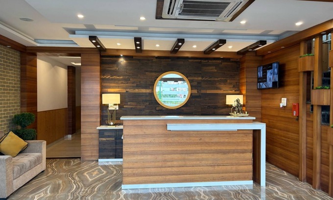 Dehradun Hotel | Hotel MJ Ghai Residency