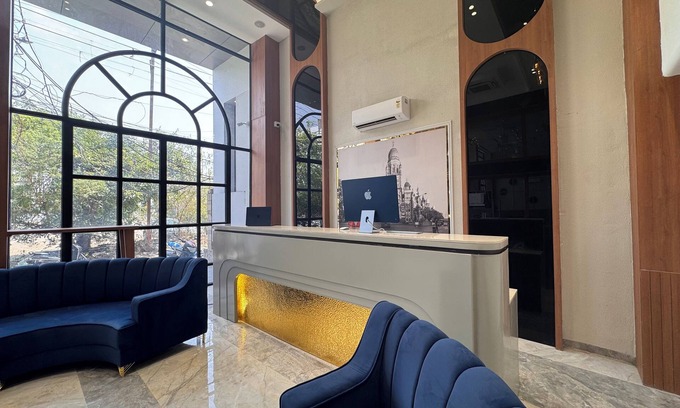 Indore Hotel | Hotel Mumbai House-Vijay Nagar
