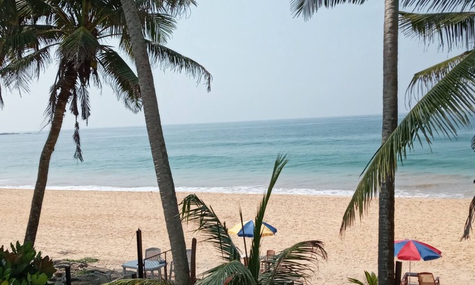 Hikkaduwa Hotel | Hotel New Seaside Inn