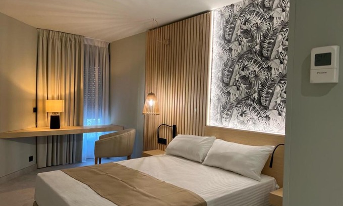 Almunecar Hotel | Hotel Noy