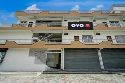 Kadakola Hotel | Hotel O Ambari Residency