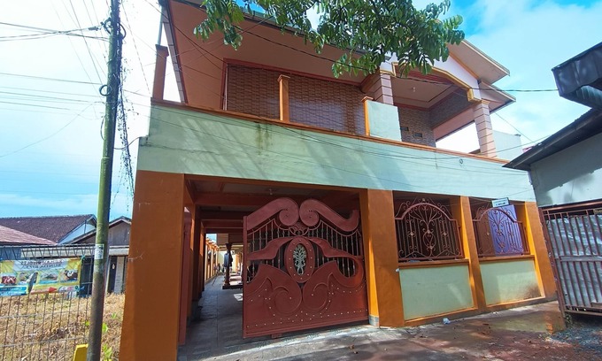 Banjarmasin Hotel | Hotel O Azeela Kost Syariah