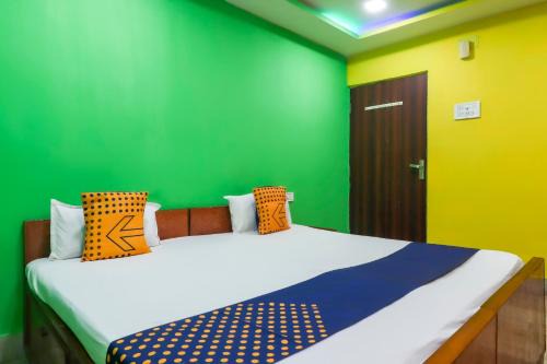 Sakchi Hotel | Hotel O Bright