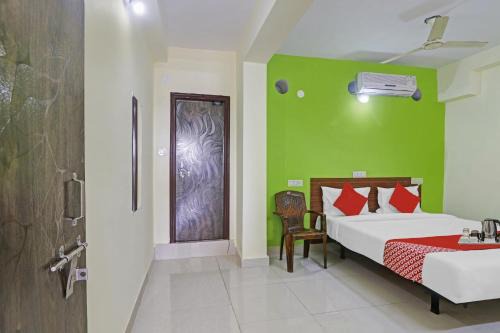 Hyderabad Hotel | Hotel O Dk Reddy Square