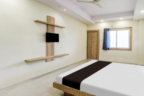 Rau Hotel | Hotel O katyayani