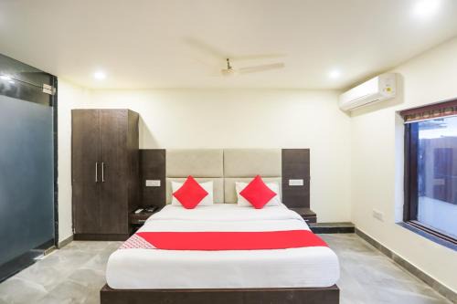 Faridabad Hotel | Hotel O Krishna