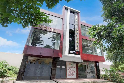 Farrukhabad Hotel | Hotel O The King Heaven