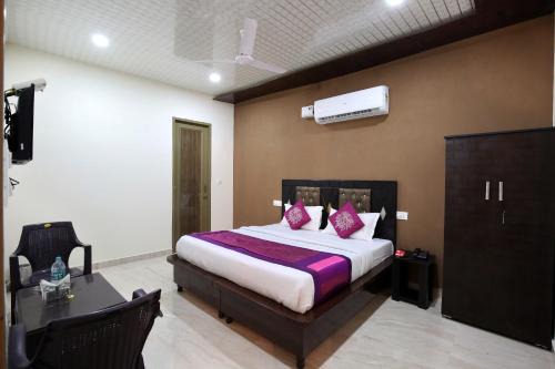 Zirakpur Hotel | Hotel O Zirakpur City Court Complex Formerly The Platinum