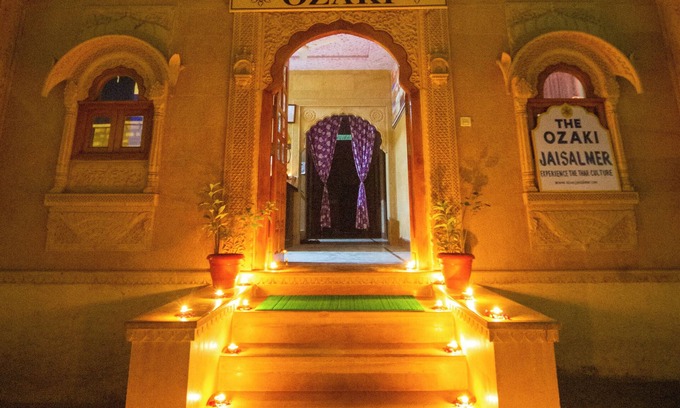 Amar Sagar Pol Hotel | Hotel Ozaki Heritage
