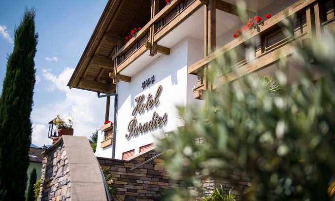 Marlengo Hotel | Hotel Paradies