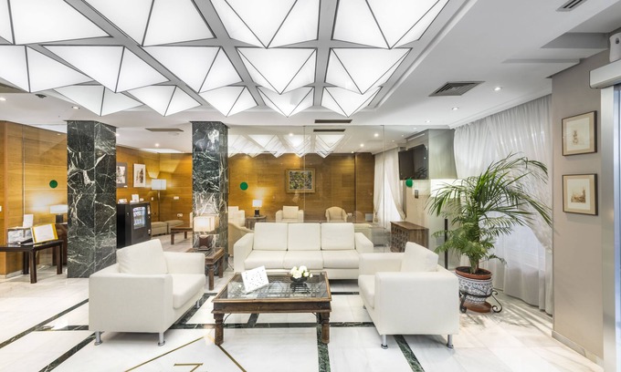 Central District Hotel | Hotel Porcel Navas