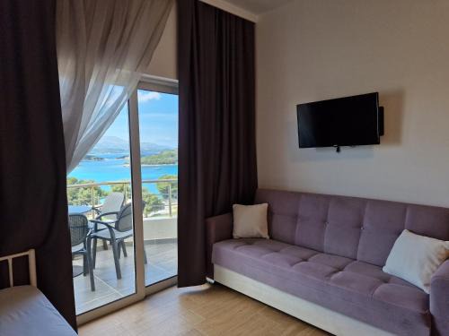 Ksamil Hotel | Hotel Queen Margaret Seaside