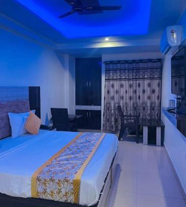 Mahipalpur Hotel | Hotel R
