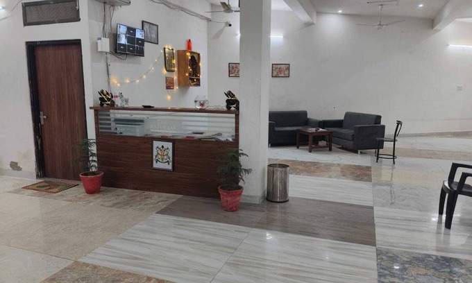 Uchiyarda Hotel | Hotel Raj Villas Palace