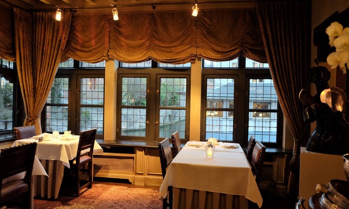 Historical Center Bruges Hotel | Hotel Relais Bourgondisch Cruyce - A Luxe Worldwide Hotel