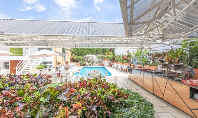 Mata Redonda Apartment | Hotel Residence Inn Suites Cristina