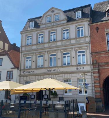 Glueckstadt Hotel | Hotel & Restaurant Christian IV