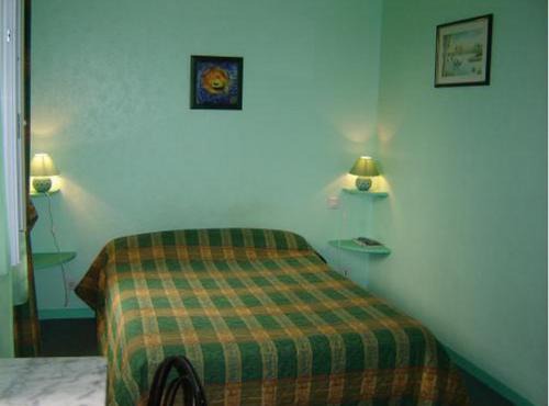 Chateau-Chinon Hotel | Hotel Restaurant du Lion d'Or