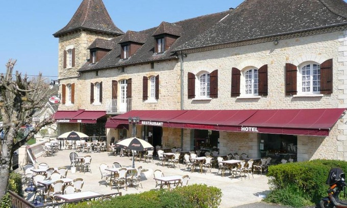 Sainte-Nathalene Hotel | Hotel Restaurant L'Escale